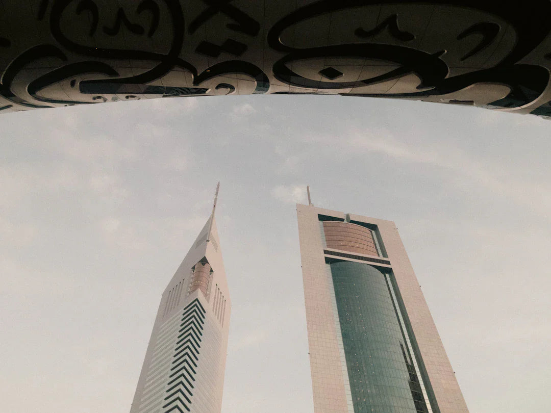 Vaping vs. Hookah A Cultural Comparison in Dubai